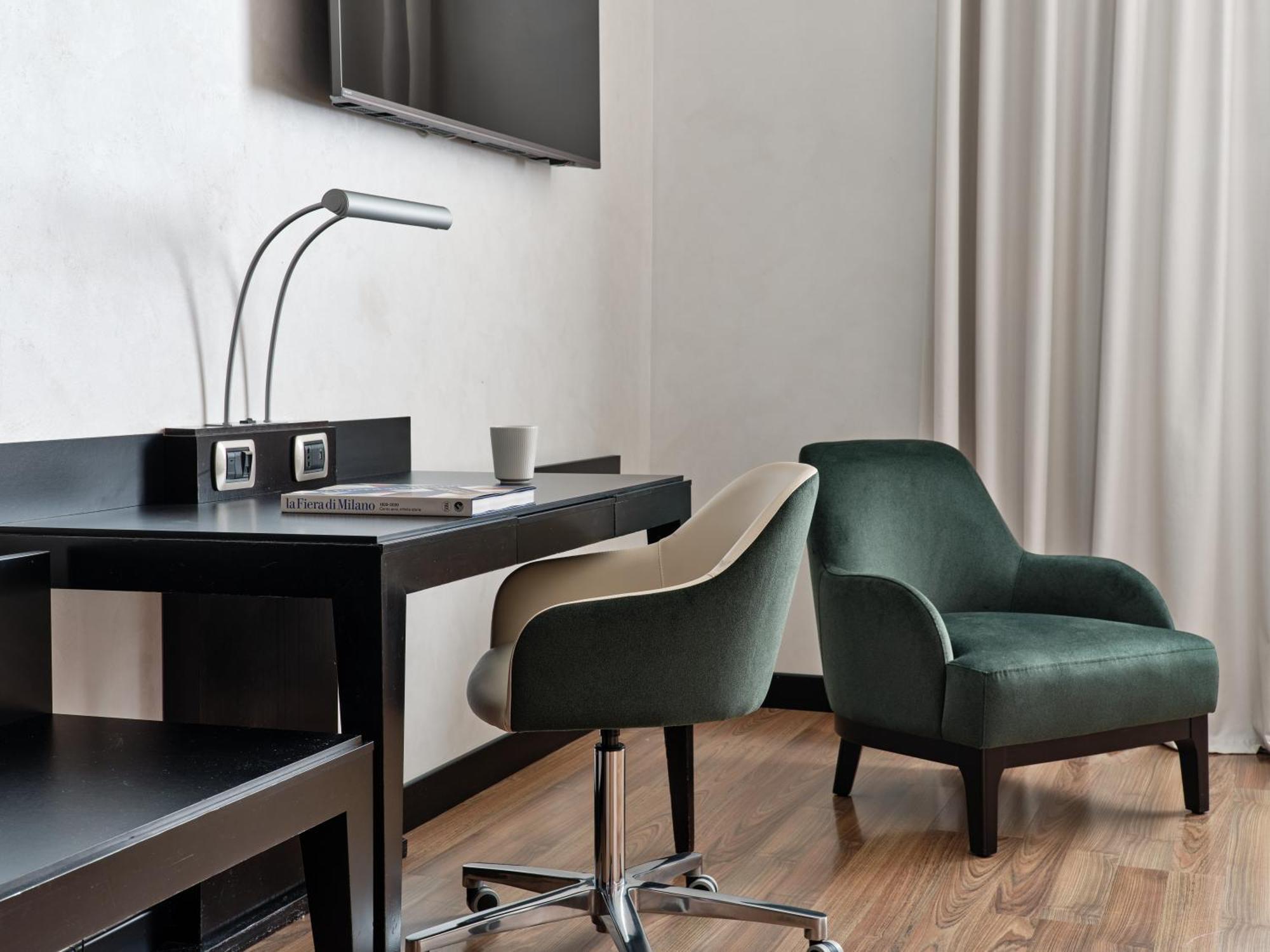 Crowne Plaza Milan - Malpensa Airport By Ihg Hotel Case Nuove  Luaran gambar