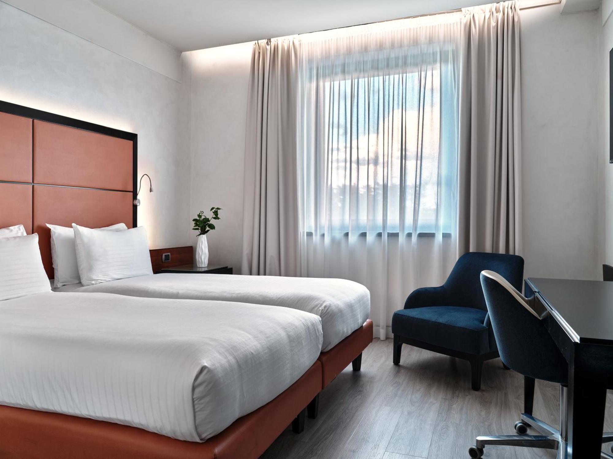 Crowne Plaza Milan - Malpensa Airport By Ihg Hotel Case Nuove  Luaran gambar