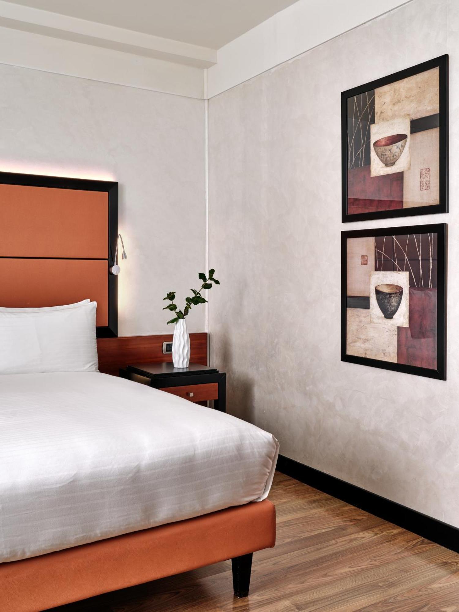 Crowne Plaza Milan - Malpensa Airport By Ihg Hotel Case Nuove  Luaran gambar