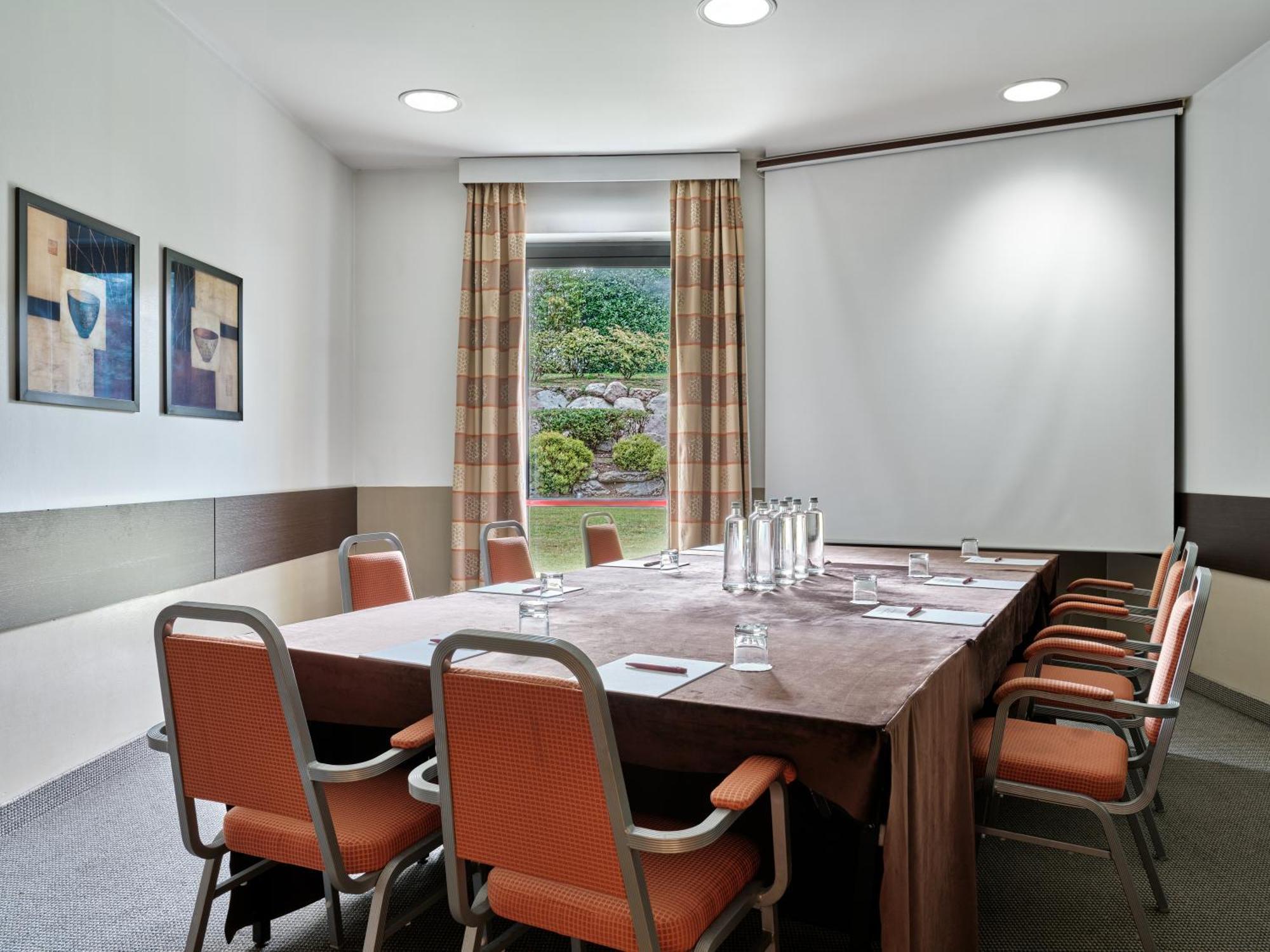 Crowne Plaza Milan - Malpensa Airport By Ihg Hotel Case Nuove  Luaran gambar